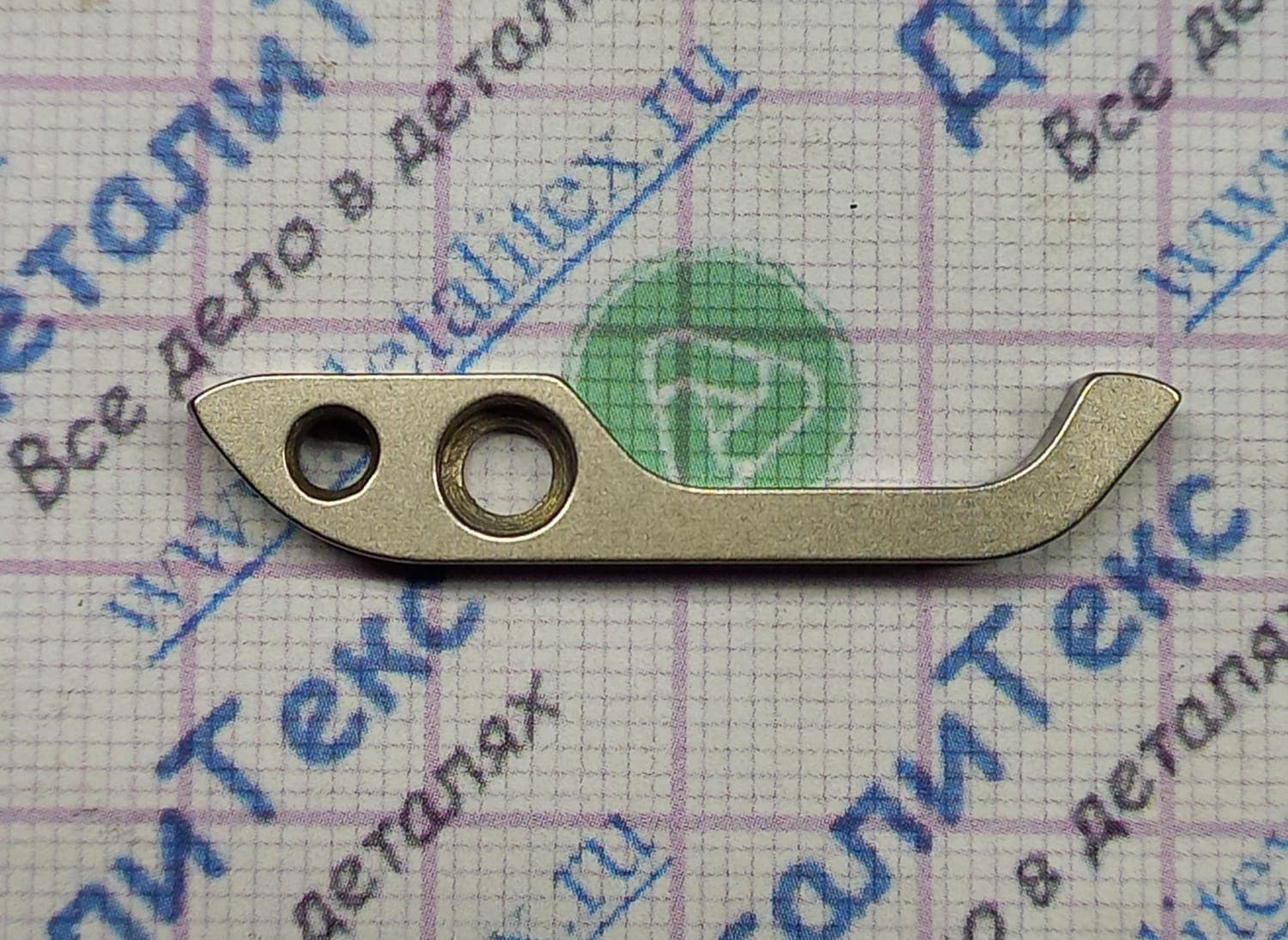 B99-C02/06 (GCC1140I)	направляющий клин, зад. (10-18кл)