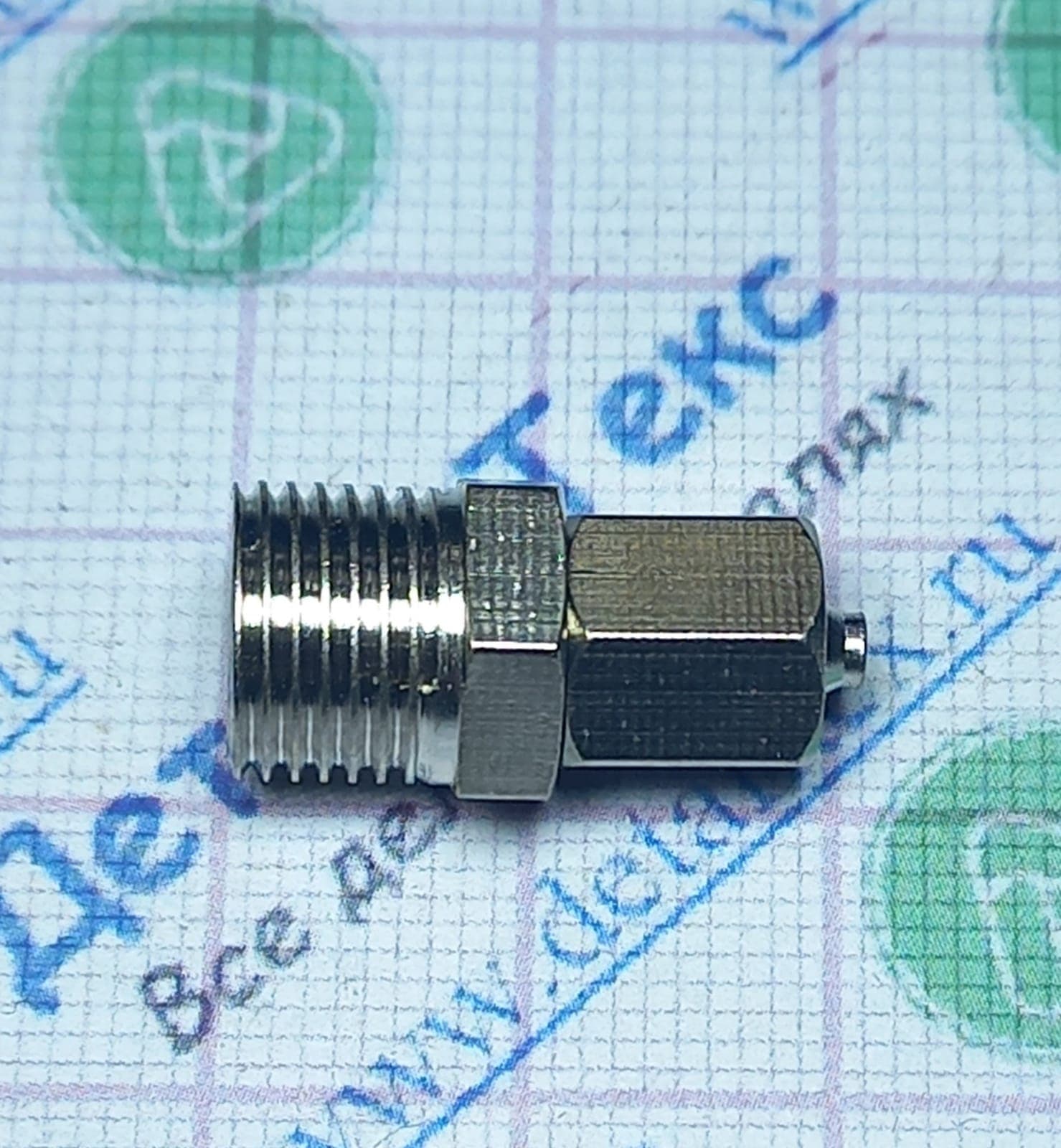 11K-01/23 (PC-OD4-1/8') фитинг с б/з гайкой 4мм-1/8'